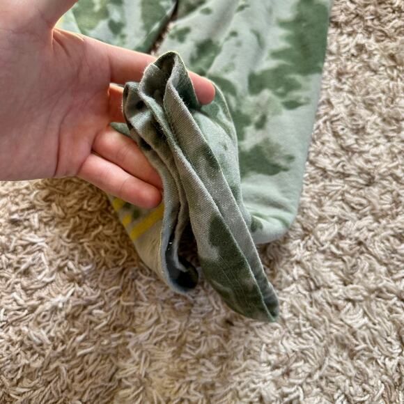 Guns N' Roses Sweatpants Green Tie Dye Spell Out Cropped Pants Women’s Size S - Picture 3 of 6